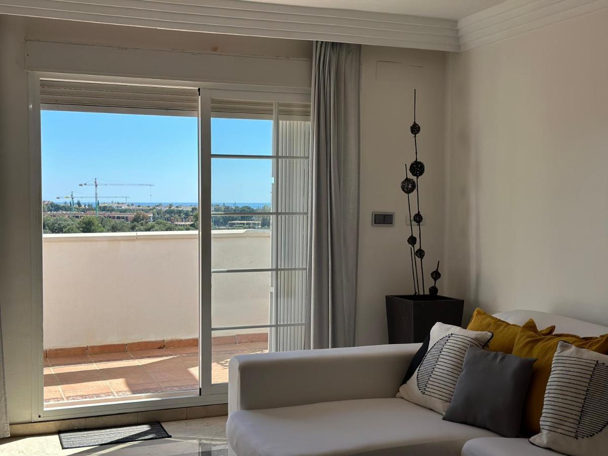 Moderno Apartamento Con Preciosas Vistas Al Mar En Urbanizacion Con Piscina - Rio Real 11 2G Марбелья Экстерьер фото