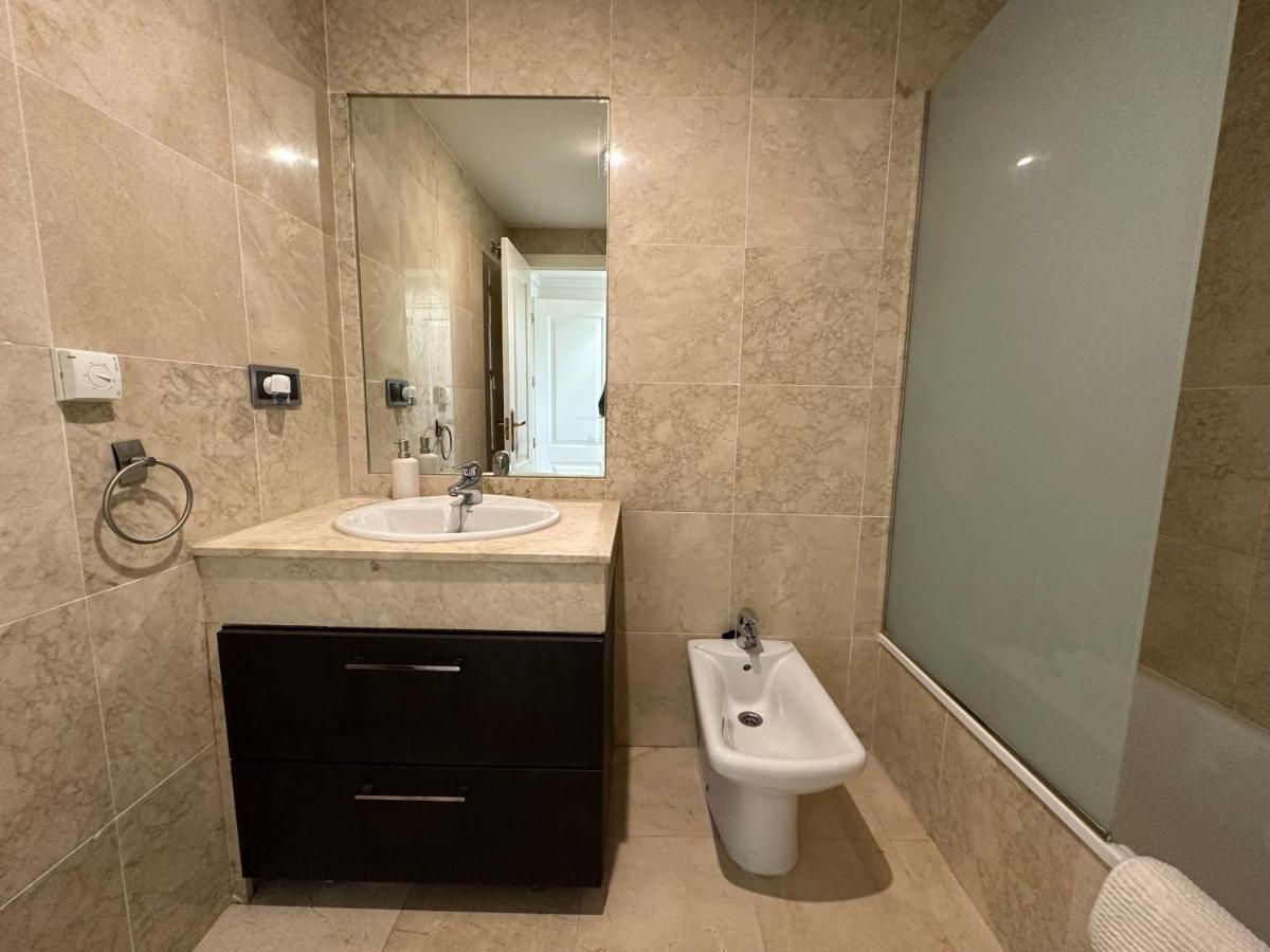 Moderno Apartamento Con Preciosas Vistas Al Mar En Urbanizacion Con Piscina - Rio Real 11 2G Марбелья Экстерьер фото